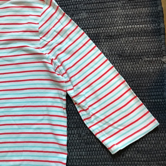 Gap Modern Tee in Blue and Red Stripes. XXL. - Picture 5 of 9
